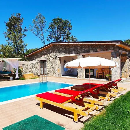 Kayakoey'De Kiralik Muhafazakar Villa Fethiye